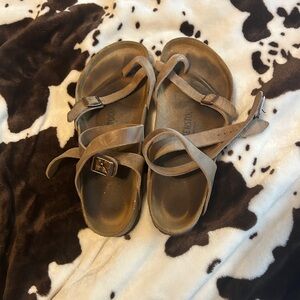 Brown Strappy Sandals Birkenstocks